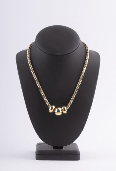 Wit/geel gevlochten collier met 3 gouden ringen