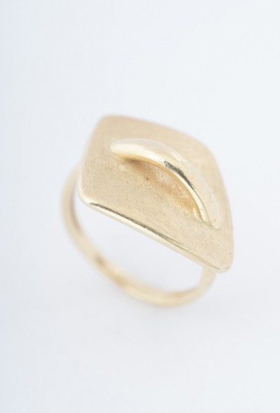 Gouden ring met meesterteken J.W.C. Rijswijk