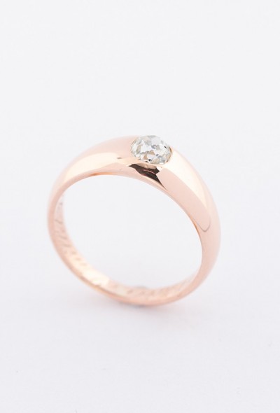 rosé gouden band ring met een oud geslepen briljant, ca. 0.40 ct.
