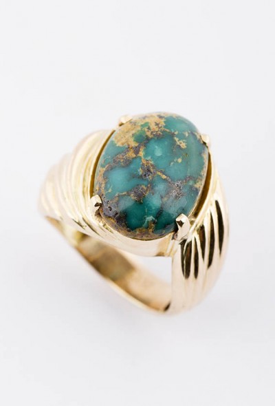 Gouden ring met eilat steen