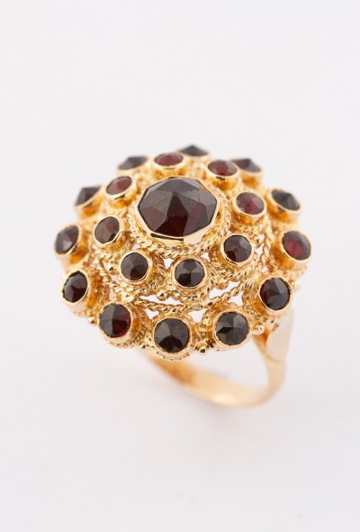 Gouden dubbele entourage ring met granaten