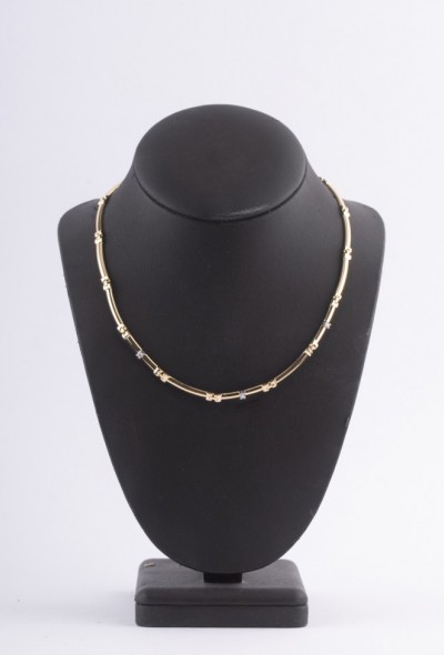 Gouden schakel collier met 3 briljanten