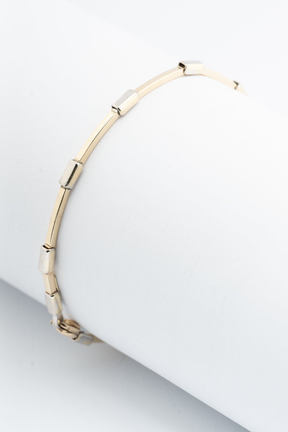Wit/geel gouden schakel armband
