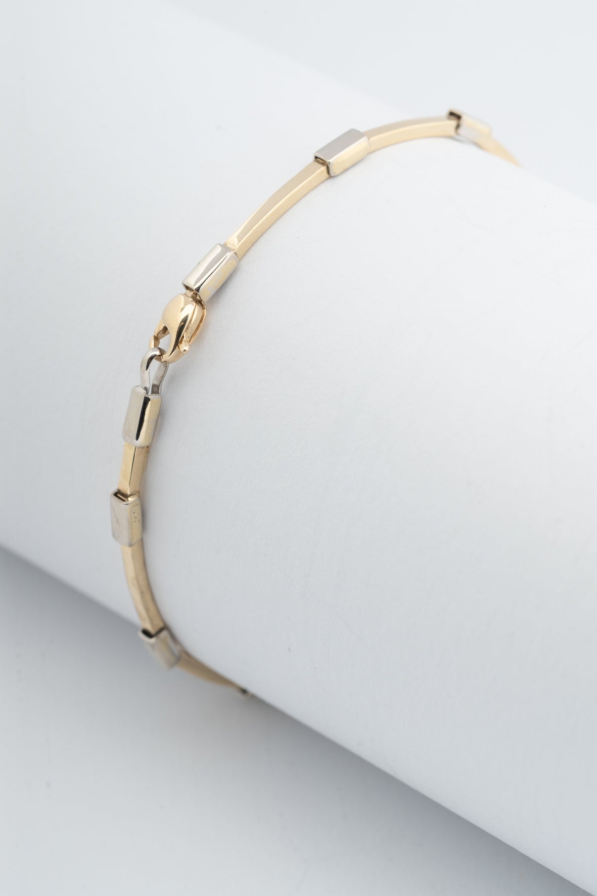 Wit/geel gouden schakel armband