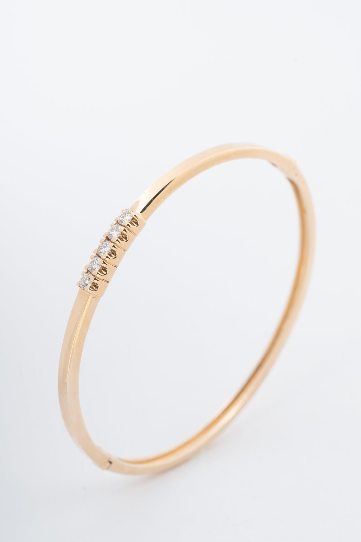 Geelgouden bangle/armband van het merk Le Chic met briljanten