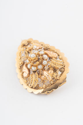 Antieke geelgouden broche met filigrain en parels