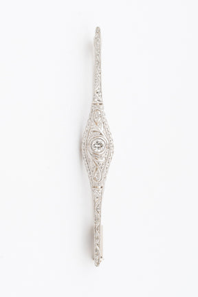 Witgouden Art Deco broche met een briljant in platina gezet