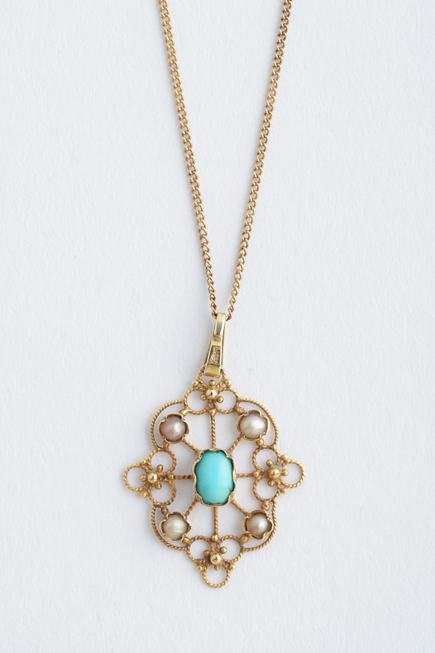 Oude gouden hanger met turkoois en parels aan ouden gourmet collier