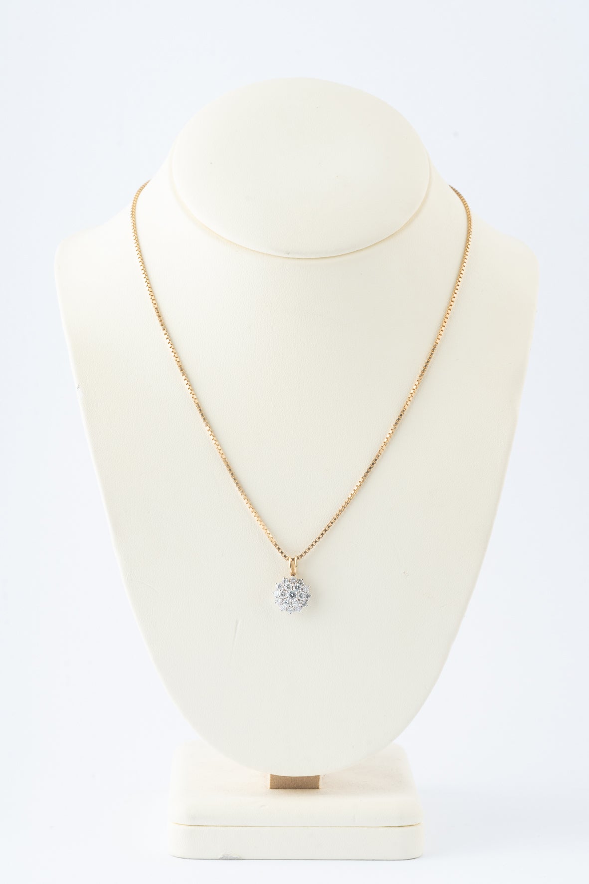 Witgouden/geel gouden hanger met briljanten aan geelgouden venetiaans collier