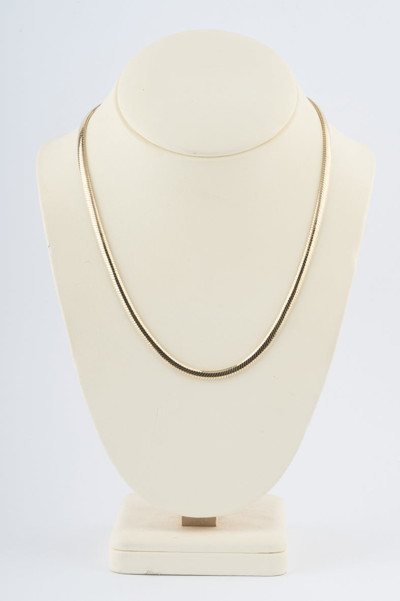 Geelgouden soepel omega collier