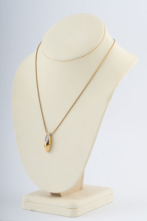 Geelgouden hanger met briljanten aan geelgouden slangencollier
