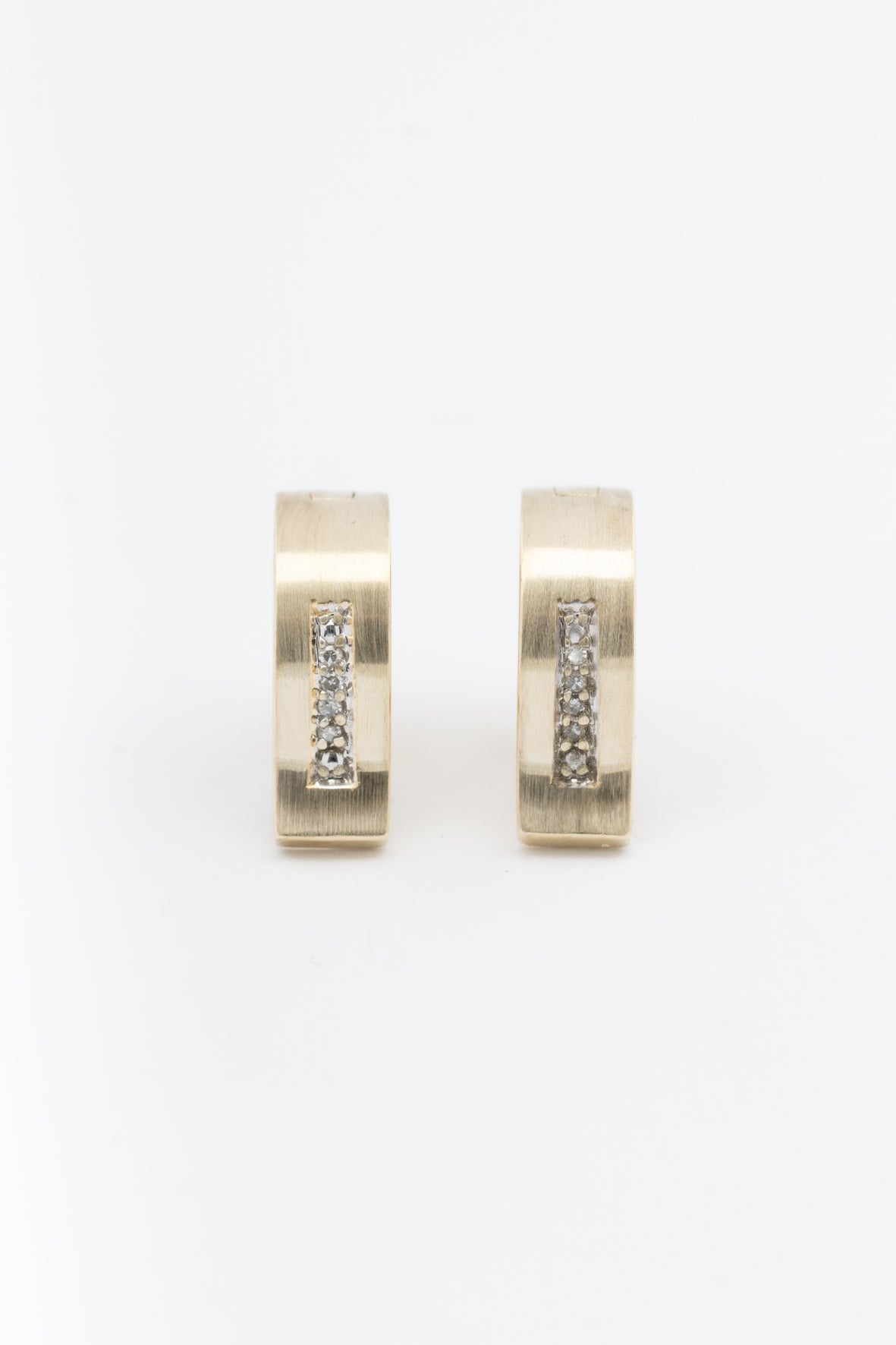 Geel gouden oor ringen/creolen met briljanten