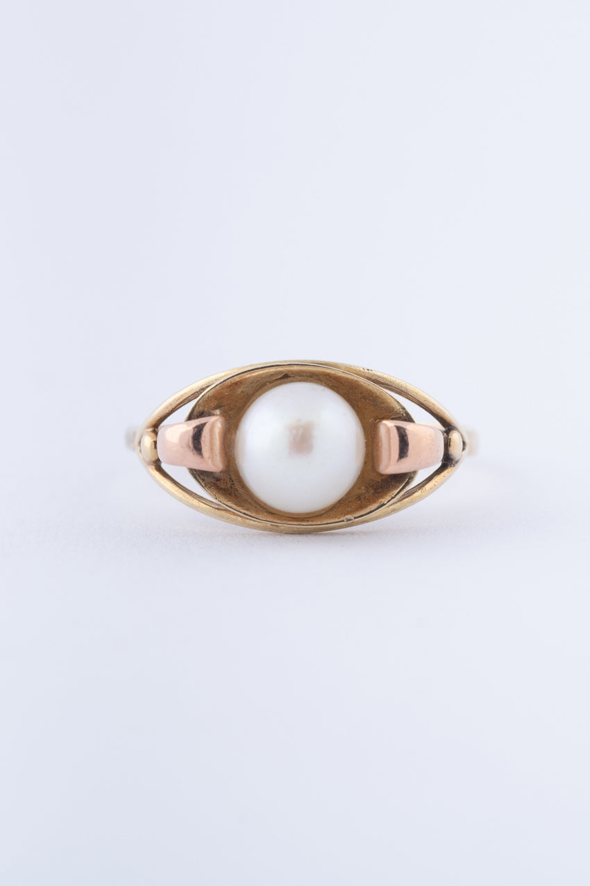 Gouden bi-color ring met cultive parel