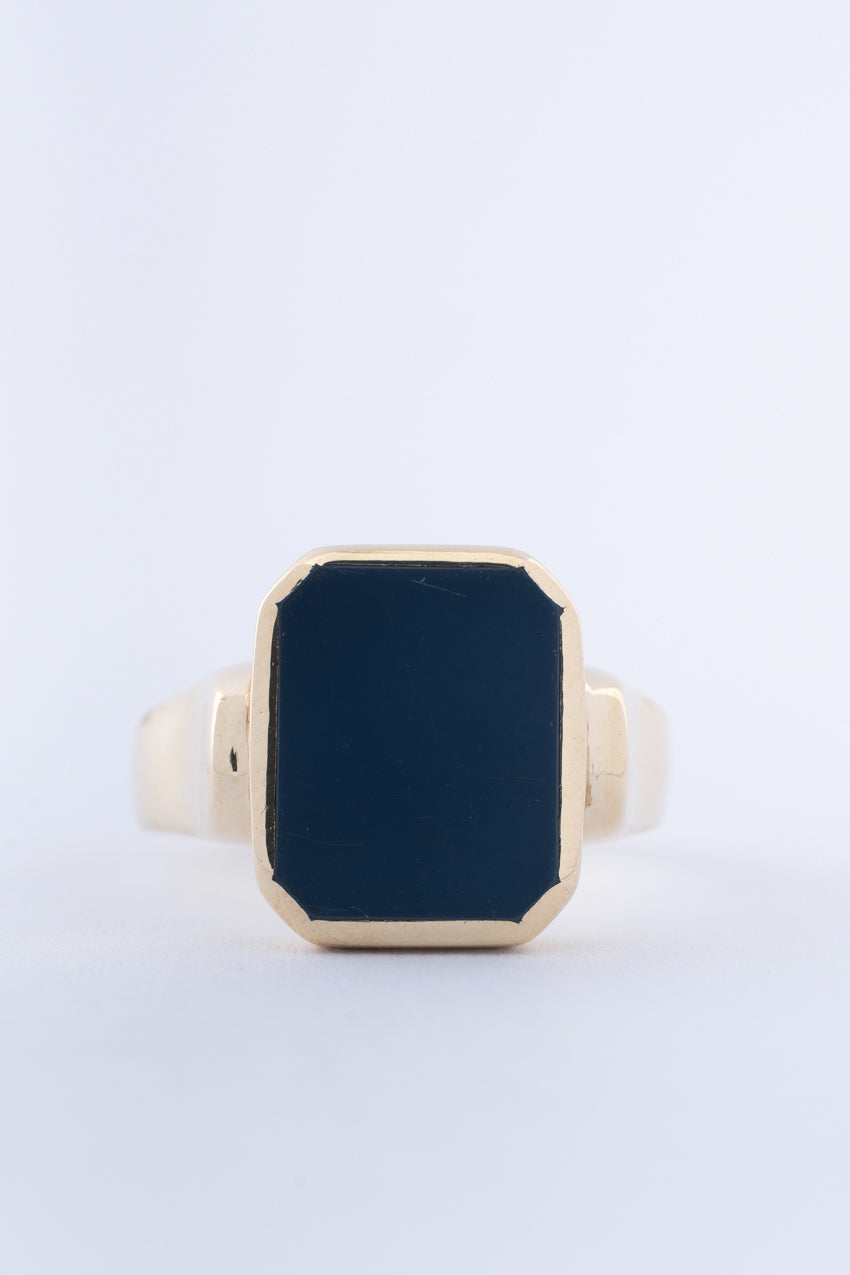 Gouden heren ring met blauwe lagensteen