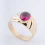 Gouden heren ring met een synth. robijn