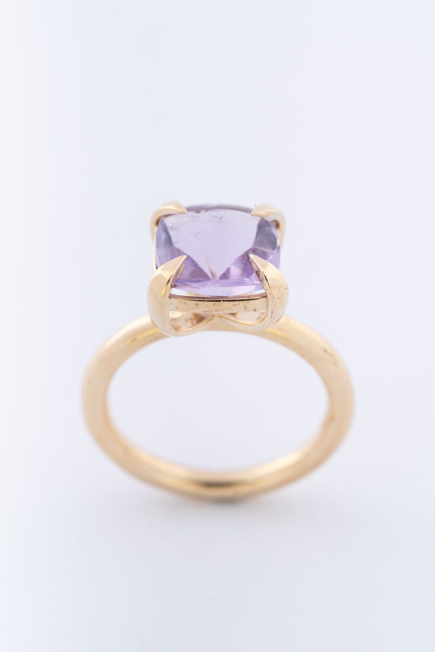 Gouden ring met amethist