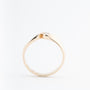 Geel gouden slag ring met een briljant