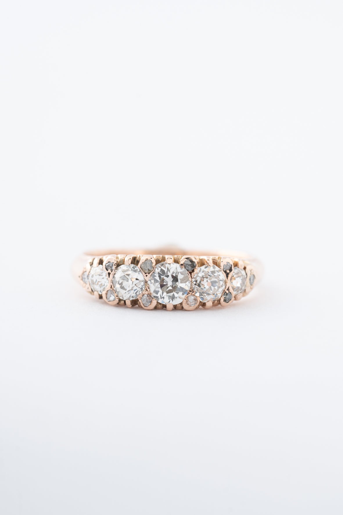 Antique yellow gold eternity ring with brilliant and rose-cut diamonds (BWG)