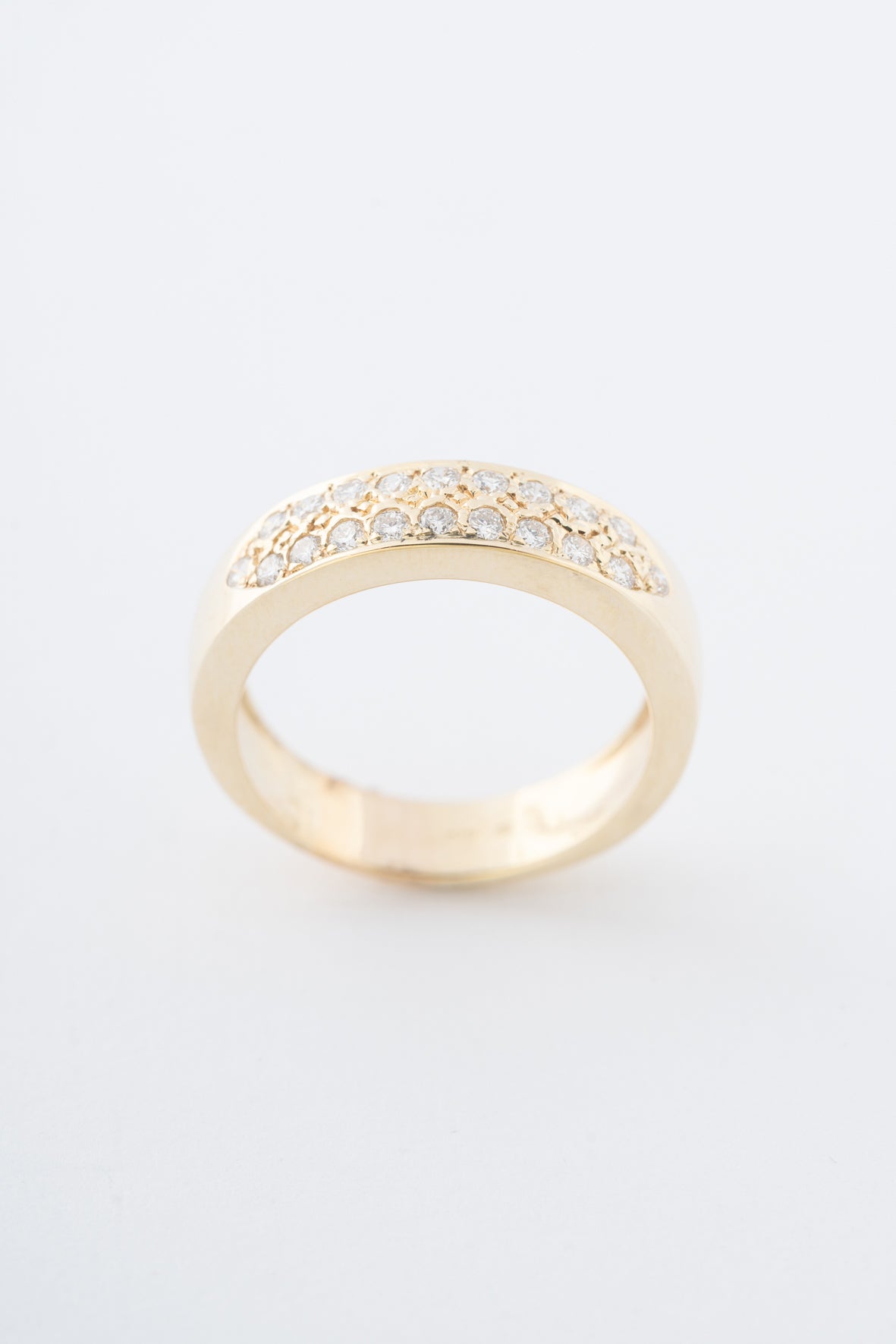 Geel gouden dubbele rij ring met briljanten