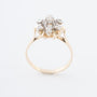 Witgouden/geelgouden entourage ring met een briljant en diamanten