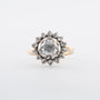 Antieke geelgouden entourage ring met diamanten in zilver gezet