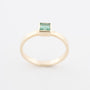 Geelgouden ring met smaragd