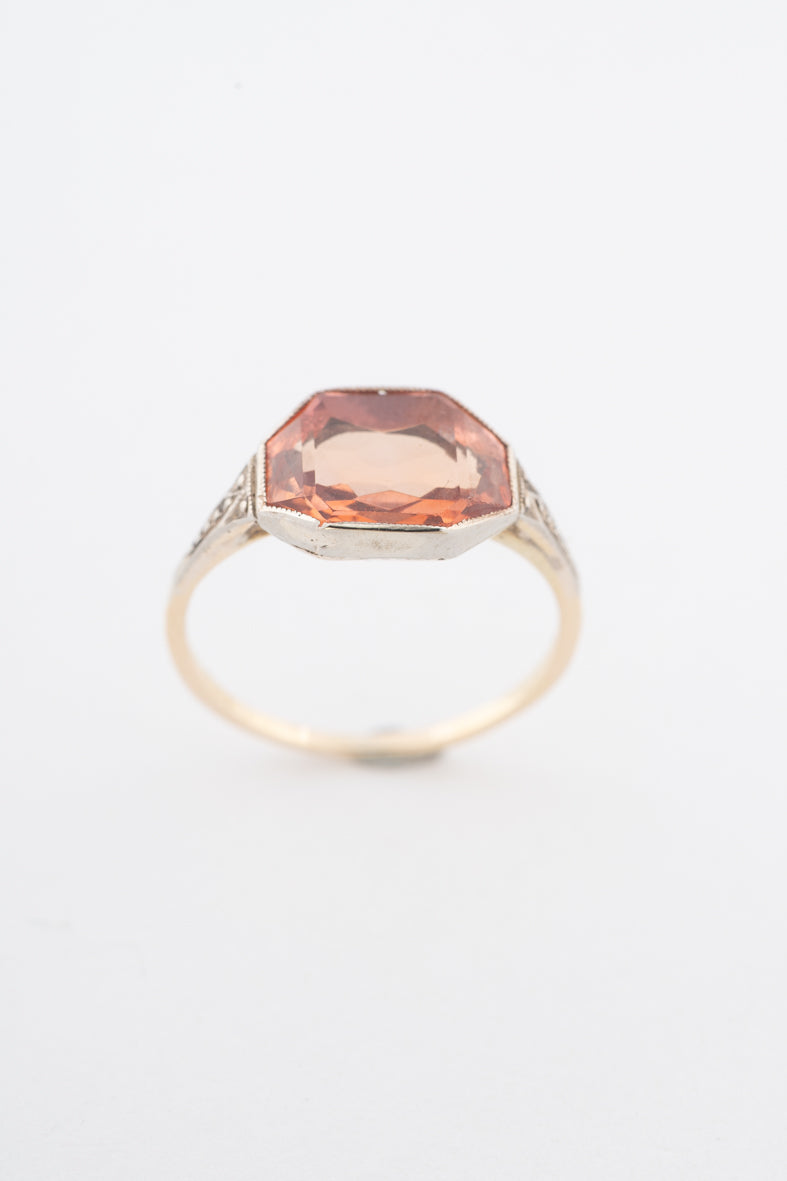 Geelgouden ring met synthetische padparadsha