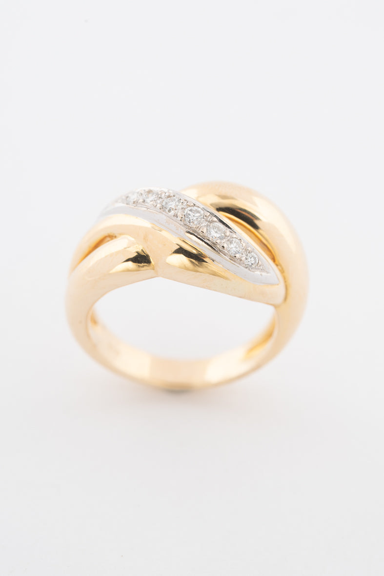 Geelgouden ring met briljanten