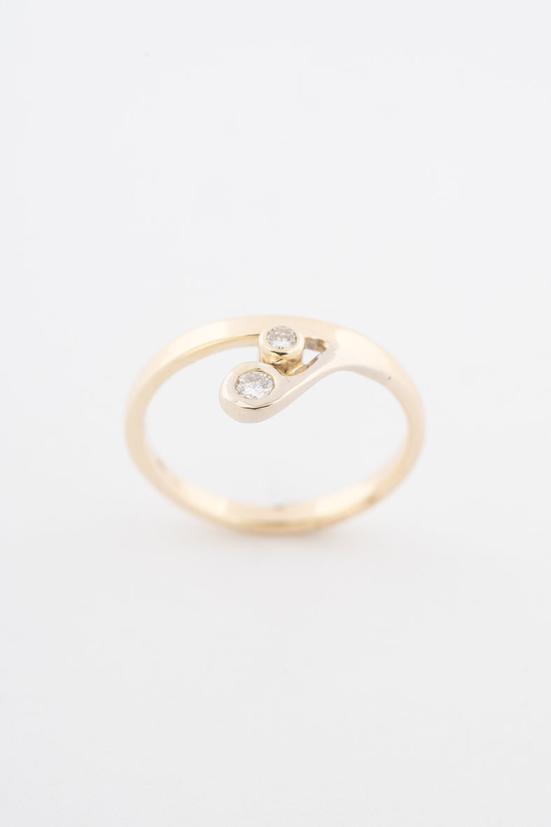 Geelgouden ring met briljanten