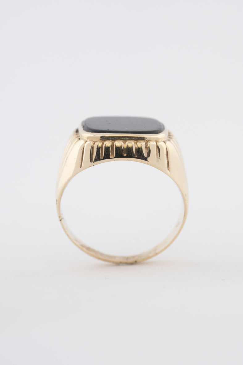 Geelgouden heren ring met onyx