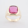 Gelgouden heren ring met synth. robijn