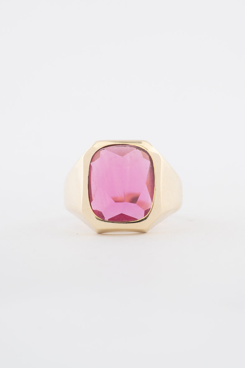 Gelgouden heren ring met synth. robijn