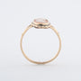 Geelgouden ring met een schelpcamee