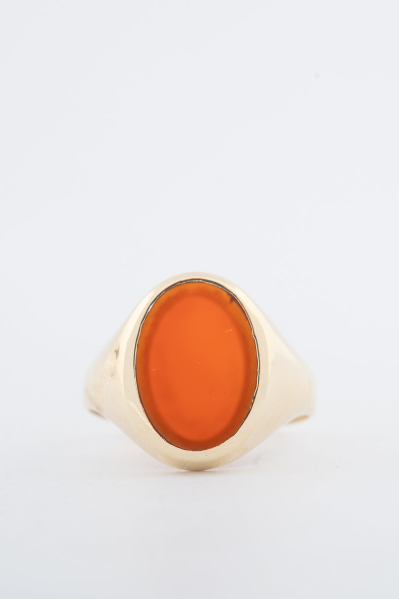 Geelgouden ring met carneool