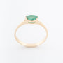 Geelgouden ring met een markies geslepen smaragd