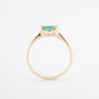 Geelgouden ring met een markies geslepen smaragd