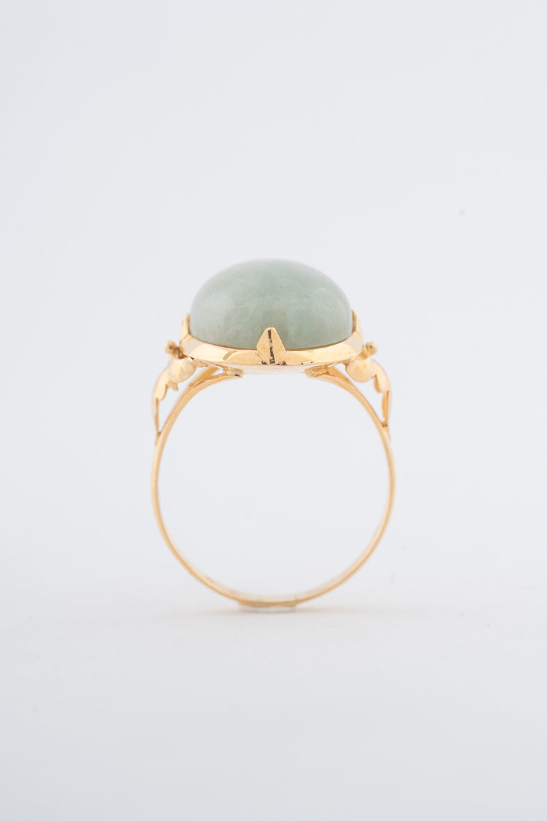 Geelgouden ring met jade