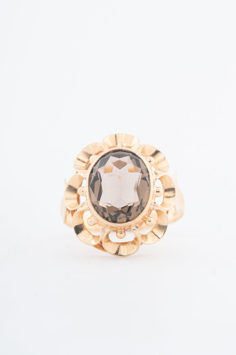 Geelgouden ring met rookkwarts