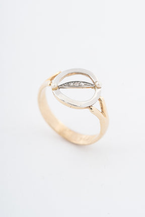 Antique yellow gold Art Nouveau ring with pearls and diamonds