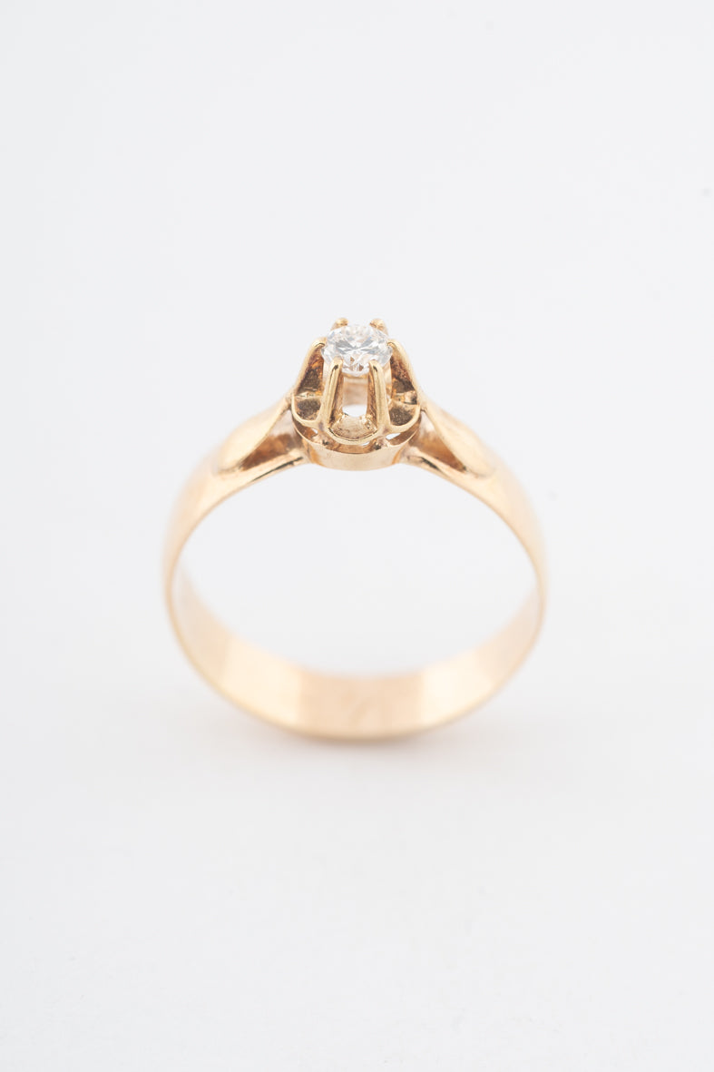 Geelgouden solitaire ring met een briljant