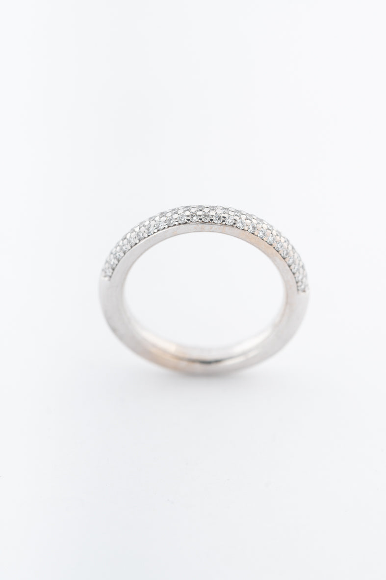 Witgouden 3-rijen half alliance ring met briljanten van het merk Bron