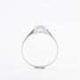 Witgouden entourage ring met briljanten