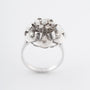 Witgouden entourage ring met briljanten
