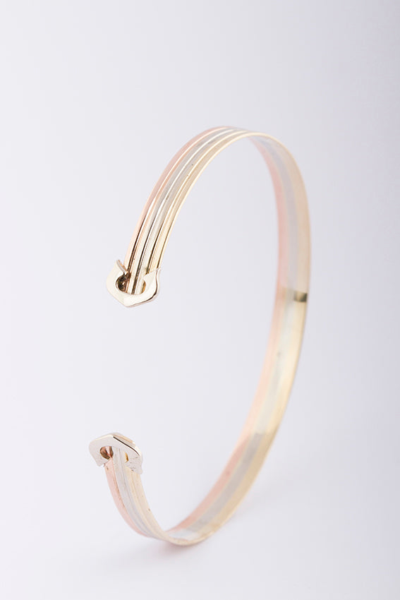 Tri-color clamp bracelet