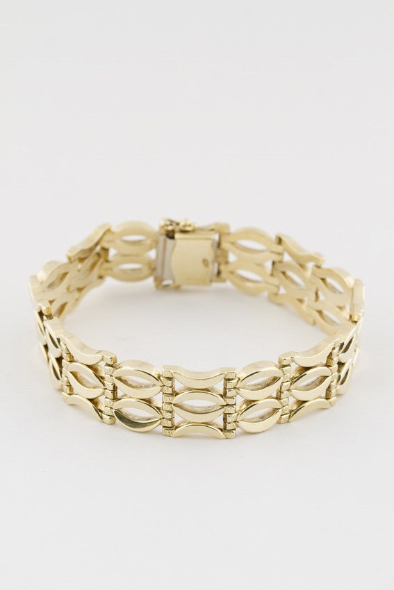Golden fantasy link bracelet