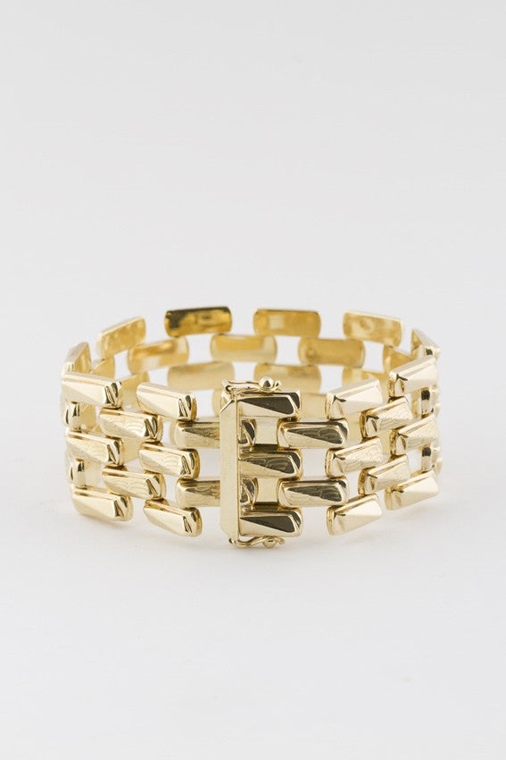 Gold link bracelet