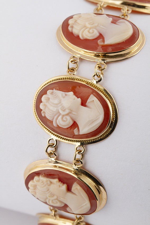 Gouden schakel armband met schelp cameeën