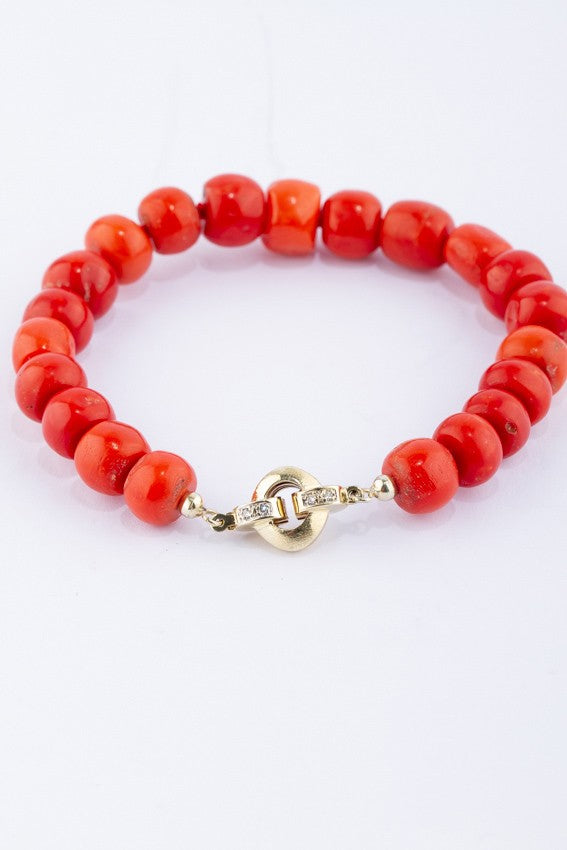 Red coral bracelet with gold clasp