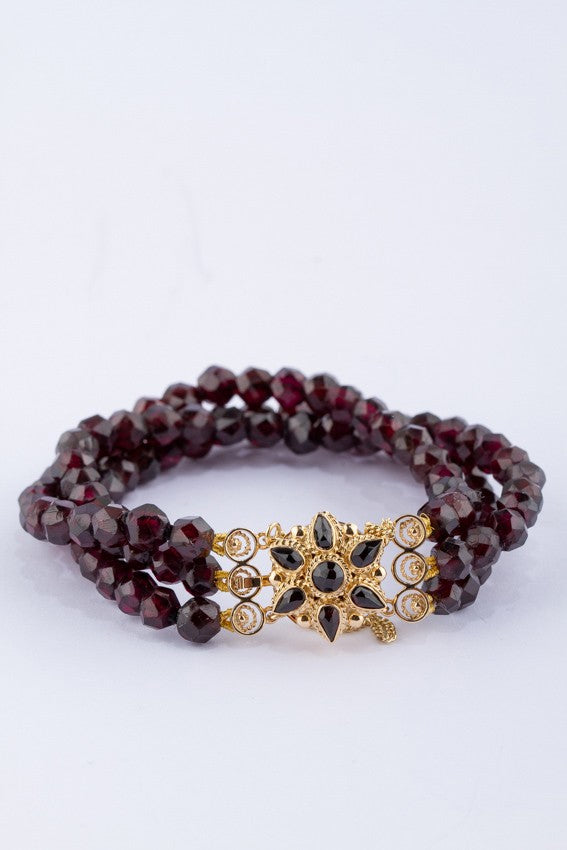 3-strengs granaten armband