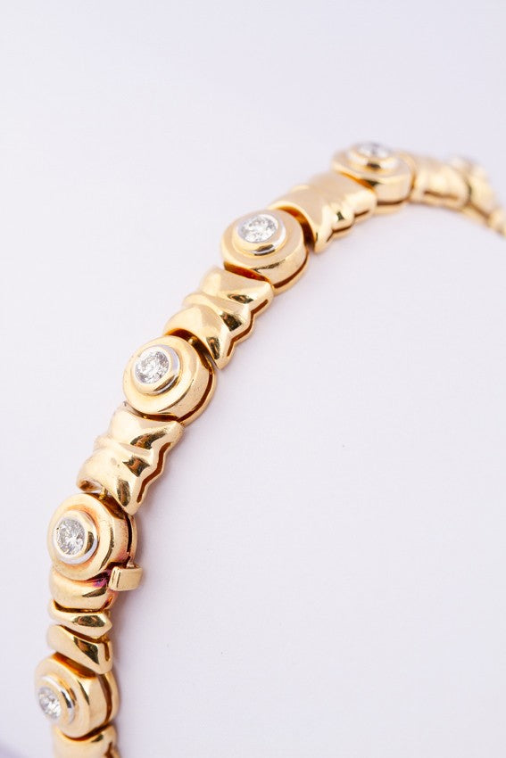 Gouden armband met 14 briljanten